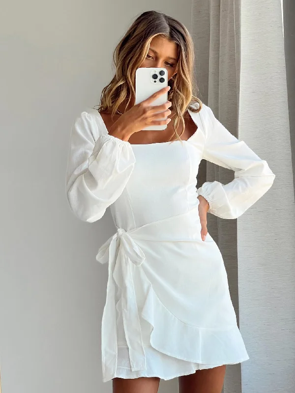 The Villa Mini Dress White Turtleneck Warm Winter