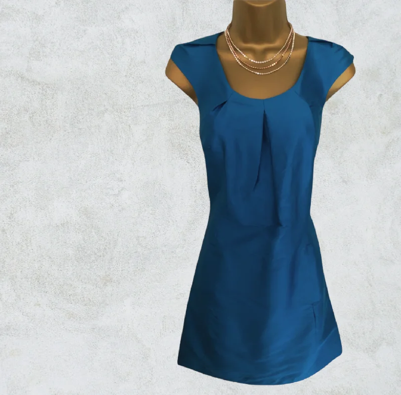 Oasis Turquoise Silk Mini Dress UK 10 US 6 EU 38 Fashionable Button-Front Mini Dress Oasis Turquoise Silk Mini Dress UK 10 US 6 EU 38 Fashionable Button-Front Mini Dress