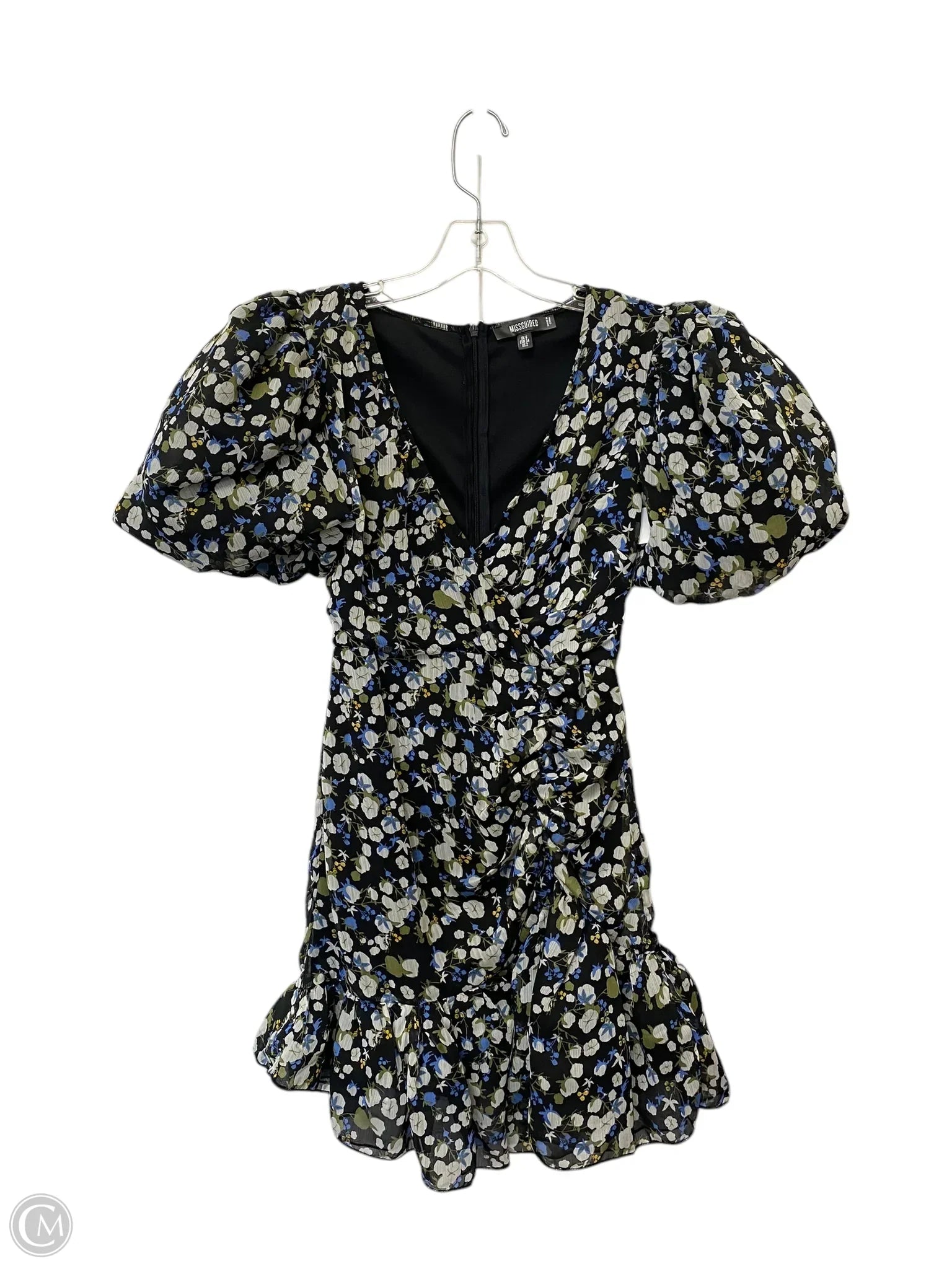 Dress Casual Short By Missguided In Floral Print, Size: 2 Tunics Versatile stylish