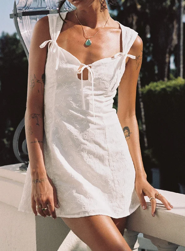 Muffins Mini Dress White Tunics Stylish modern