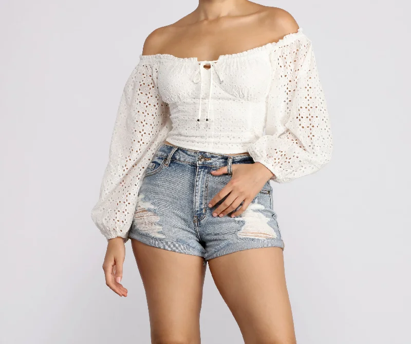 Effortless Eyelet Detail Crop Top Elasticated Padded Insulated