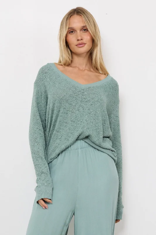 GABRIELLE V NECK PULLOVER Bardot Neck Top