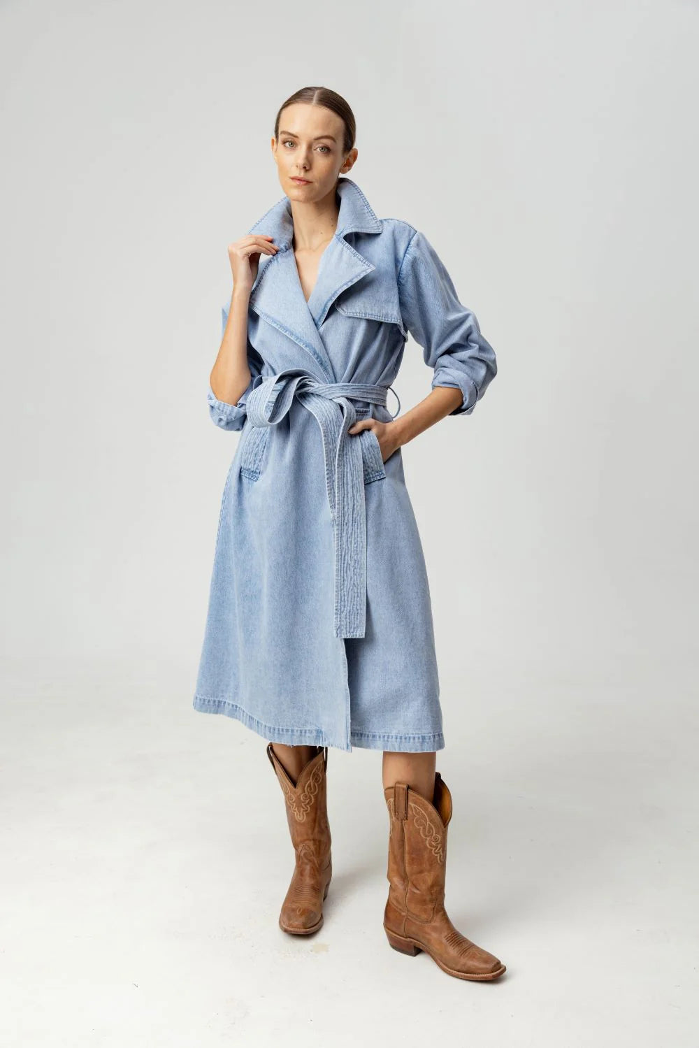 Maxine Coat Light Wash - Sundays Collared Crew Neck Turtle Neck