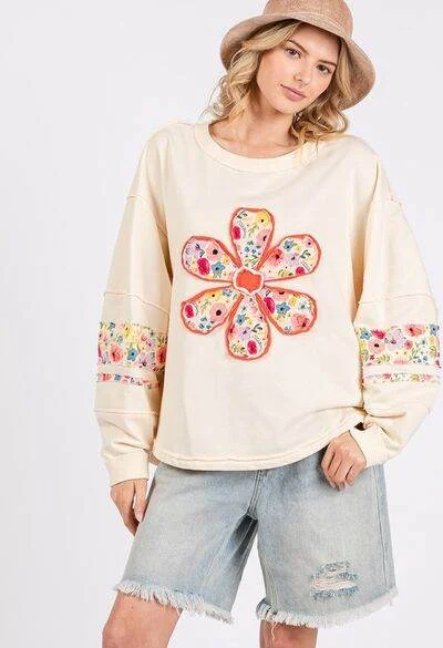 SAGE + FIG Daisy Patch Applique Long Sleeve Sweatshirt Hoodie with Gradient Ombre Colorful SAGE + FIG Daisy Patch Applique Long Sleeve Sweatshirt Hoodie with Gradient Ombre Colorful