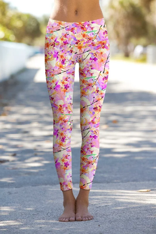 In Love Lucy Pink Floral Print Performance Leggings - Women Casual Sporty Leggings