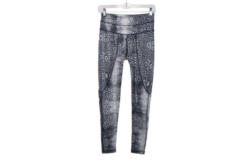 Snakeskin Leggings | S Stylish Everyday Leggings