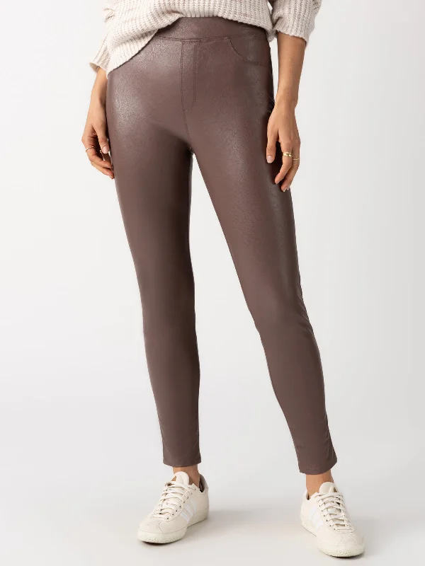 Runway Semi High Rise Legging Dark Feather Comfortable Zip-Up Leggings