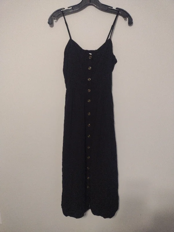 Dress Casual Midi By H&m  Size: M Fashionable Floral Embroidery Midi Dress